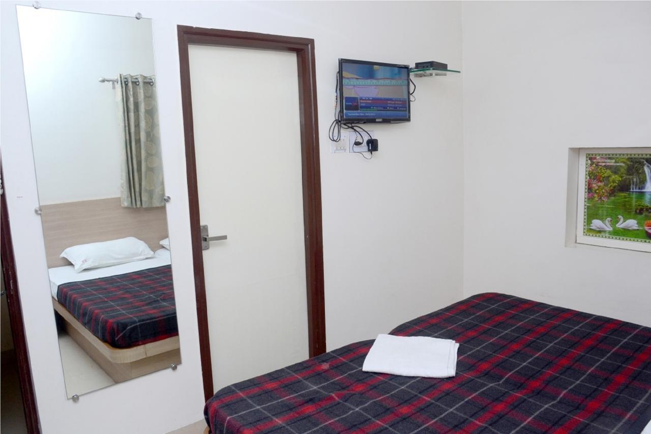 Hotel Kuber Nagpur Exterior foto